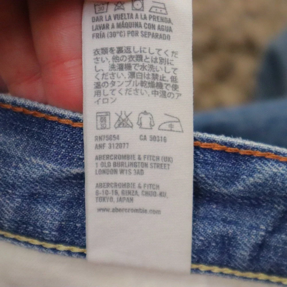 Abercrombie & Fitch elevate your